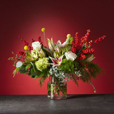 <p>There's nothing like finding this Wilds of Winter Bouquet at your doorstep. This enchanting arrangement is overflowing with floral variety and is guaranteed to be a luxurious gift for your loved ones.</p>